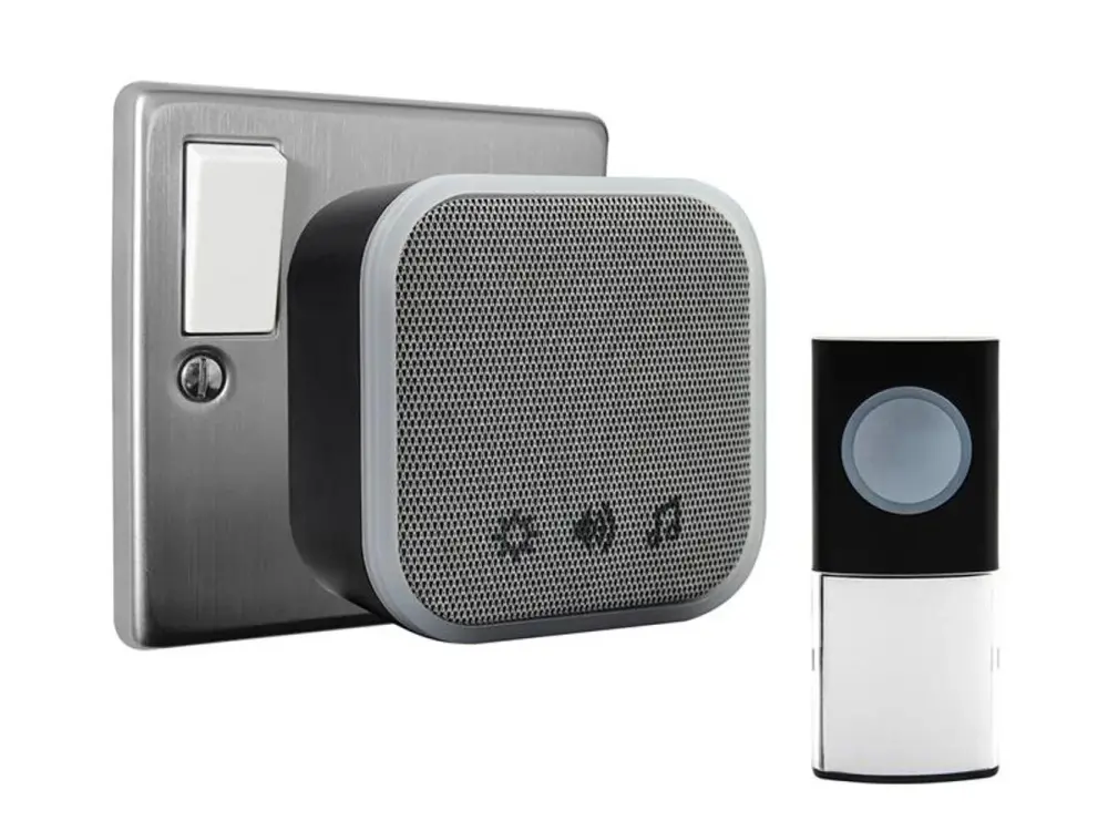 Uni-Com Plug- Door Chime, Midnight HD Camera & Motion Sensor