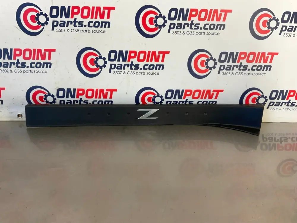 2007 Nissan 350Z Passenger Right Door Threshold Kick Plate 769B0 OEM 25BCBE7